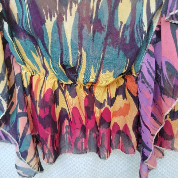 Colorful Blouse Medium - Picture 2 of 5
